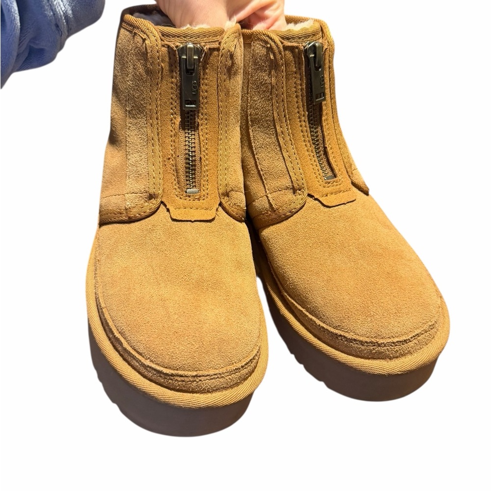 Rare UGG Womens Neumel Zip Platform Suede Boots Chestnut Winter Red slip on 5